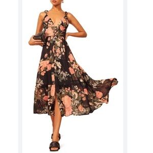 Reformation Jaden Floral Print Tiered Midi Dress in Vivette Black Size 6